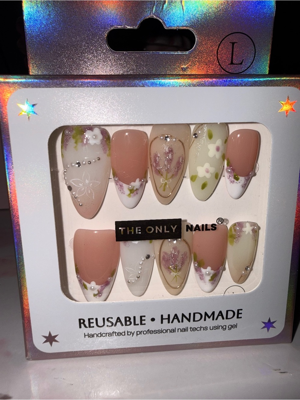 The Only Nails Floral Reusable Press-On Set - Nude & White